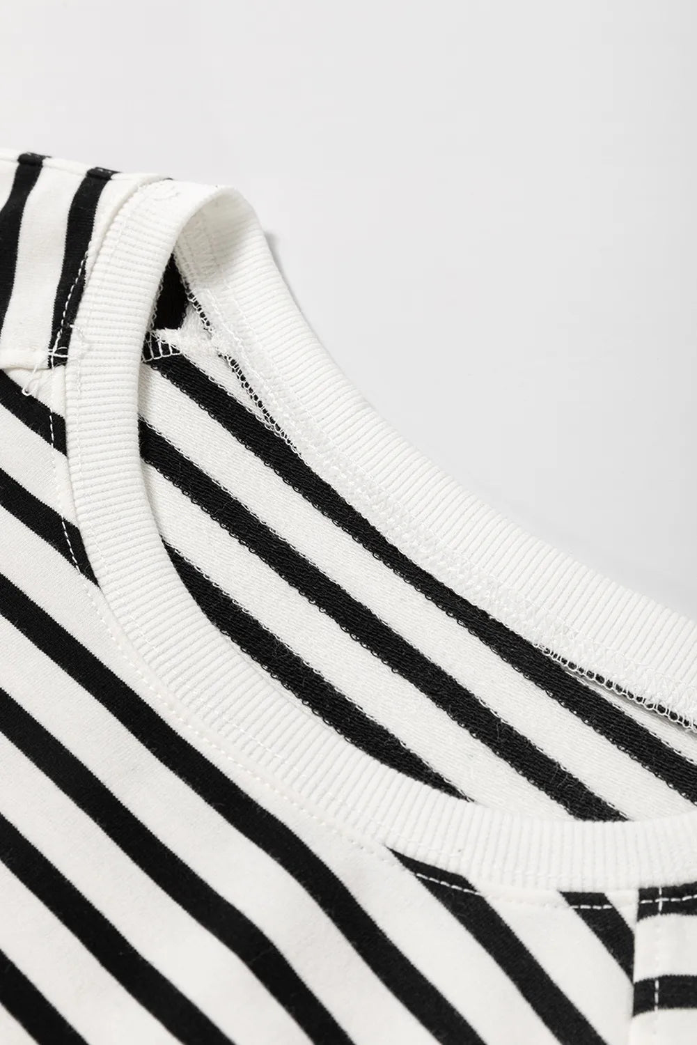 Slit Striped Round Neck Long Sleeve Sweatshirt - Fragrance Spice