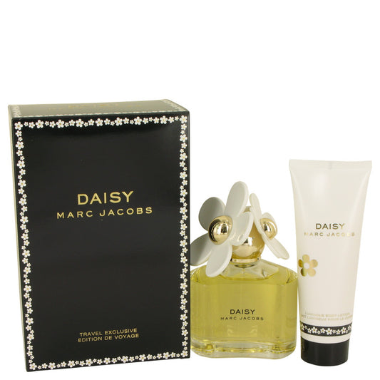 Daisy by Marc Jacobs Gift Set -- 3.4 oz Eau De Toilette Spray + 2.5 oz Body Lotion for Women - Fragrance Spice